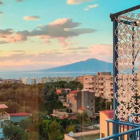Relais Mirage - De Vivo Realty
