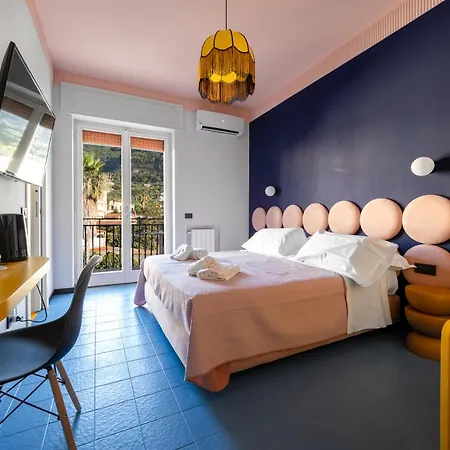 Relais Mirage - De Vivo Realty * Sorrent