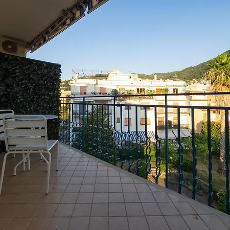 Relais Mirage - De Vivo Realty Apartment